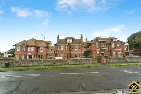 Flat, Seaford, BN25