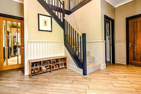 5 bedroom detached house for sale, Woodhouse Road, Loughborough LE12