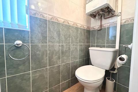 undefined, Kingham Close, Lower Gornal DY3