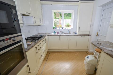 3 bedroom bungalow for sale, The Cheyne, Thristley Wood