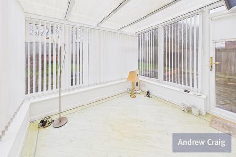 3 bedroom bungalow for sale, The Cheyne, Thristley Wood