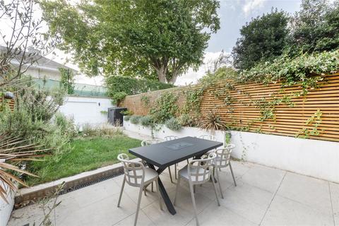 211 Cavendish Road, London, SW12 0BP