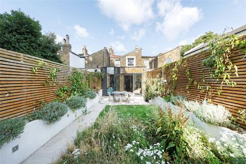 211 Cavendish Road, London, SW12 0BP
