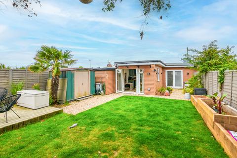 2 bedroom bungalow for sale, Sunset Close, Pevensey, East Sussex, BN24