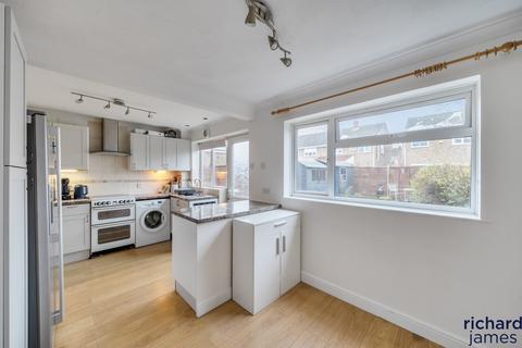 undefined, Kennet Avenue, Haydon Wick, Swindon, SN25