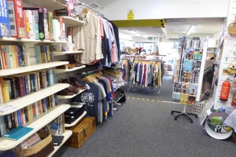 Retail property (high street) for sale, 10 Bridge St Andover SP10 1BH