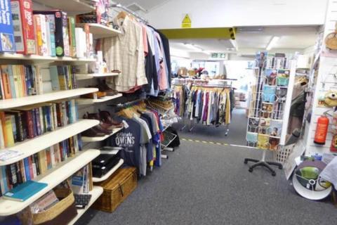 Retail property (high street) for sale, 10 Bridge St Andover SP10 1BH