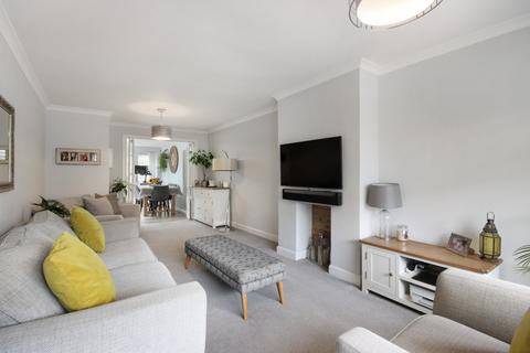 64 Biddenden Way, Istead Rise, Gravesend, DA13 9DF