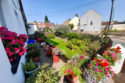 3 bedroom end of terrace house for sale, Stanhope Road, Swanscombe DA10
