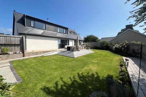 undefined, Pwll Evan Ddu, Bridgend CF35