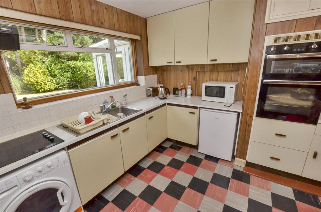 Kitchen/Breakfast Rm