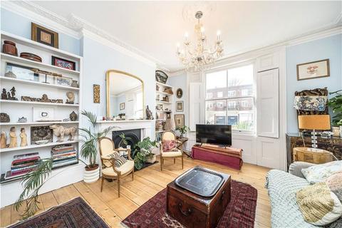3 bedroom flat for sale, Brackenbury Road, London W6