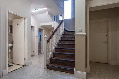 Studio to rent, 26 Clayton Road, Tyne and Wear NE2