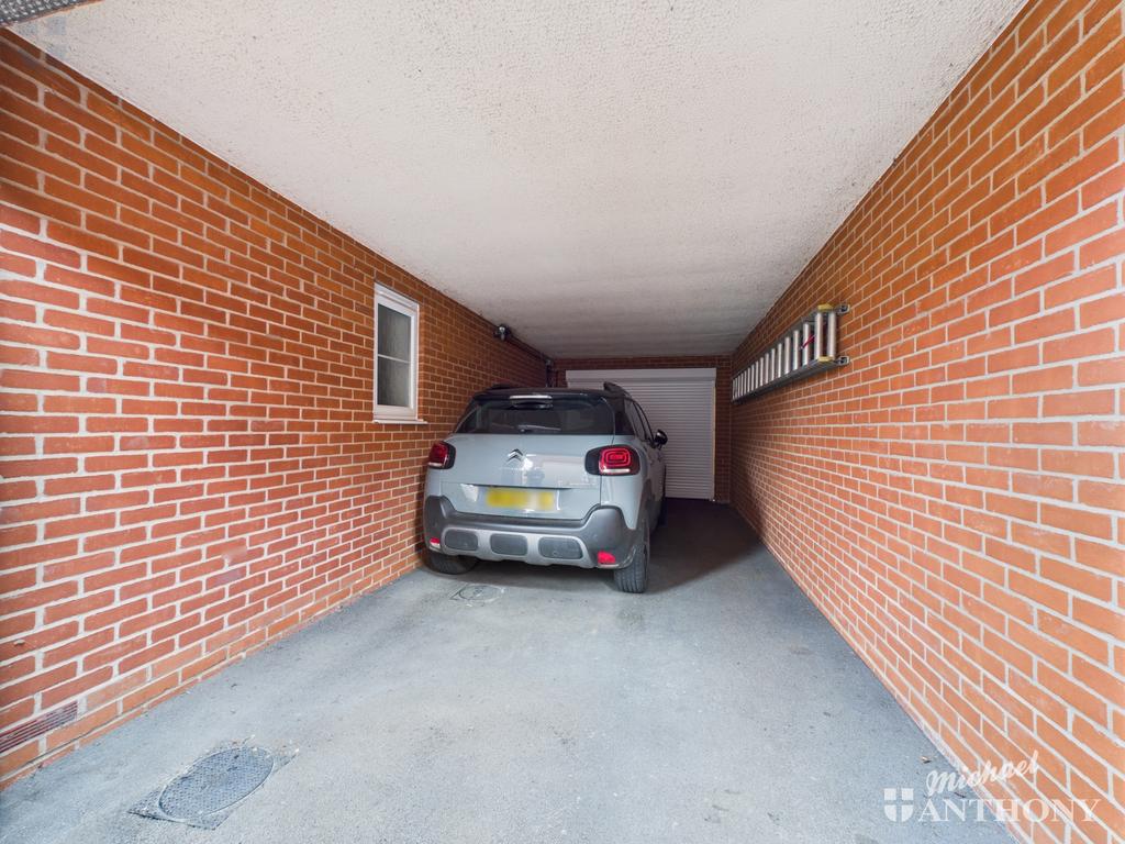 Cam03218 g0 pr0735 still020