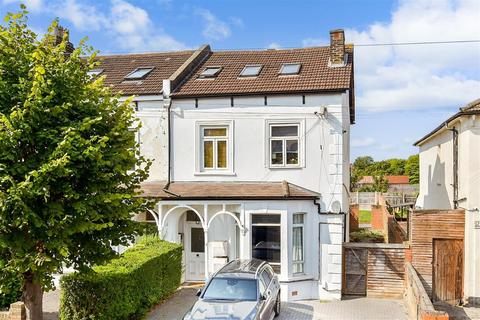 2 bedroom ground floor flat for sale, Birchanger Road, London