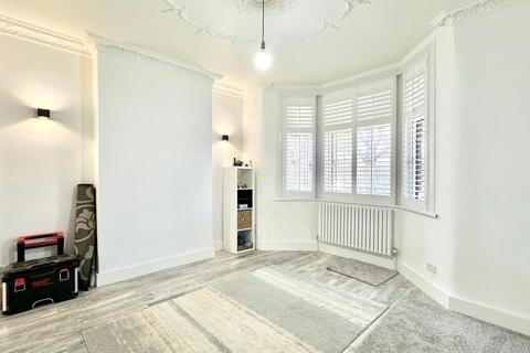 undefined, Harold Road, London E13