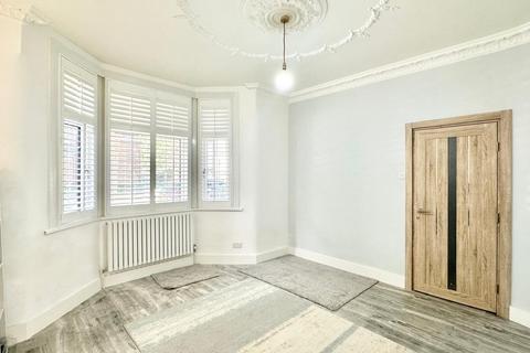 undefined, Harold Road, London E13