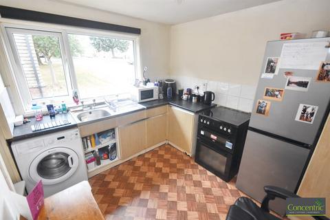 95 Barnard Way, Cannock, WS11 6XQ