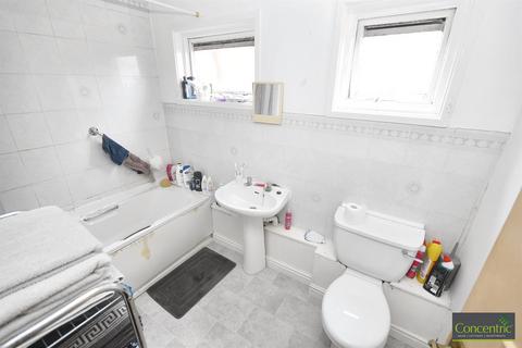95 Barnard Way, Cannock, WS11 6XQ