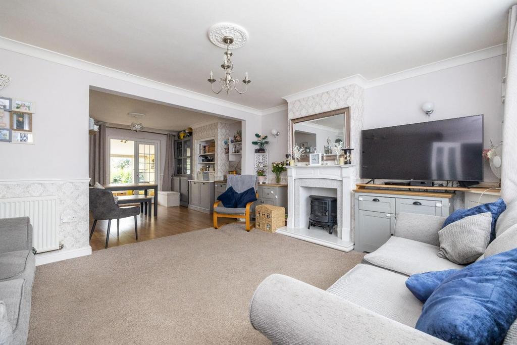 Living  / Dining Room