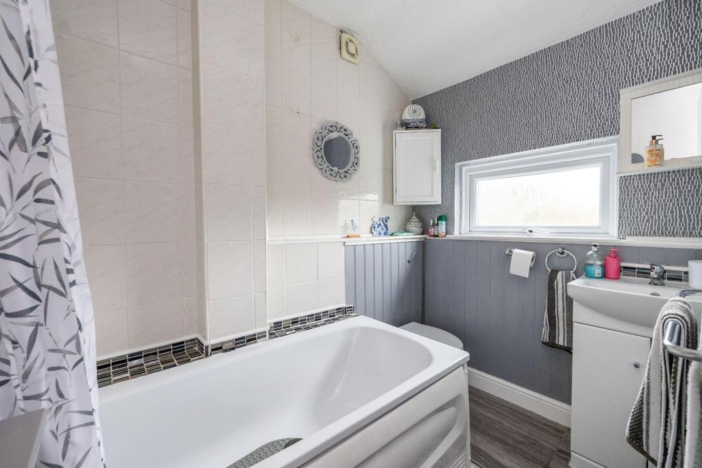 Ground Floor Bathroom