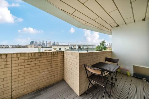 2 bedroom flat for sale, Telegraph Avenue, Greenwich, London, SE10
