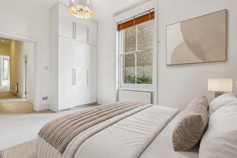 3 bedroom flat for sale, Old Brompton Road, London, SW5