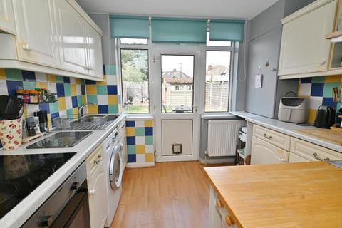undefined, Rivermeads Avenue, Twickenham TW2