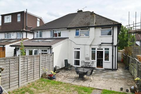 undefined, Rivermeads Avenue, Twickenham TW2