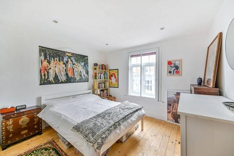 53 Richmond Road, Twickenham, TW1 3AW