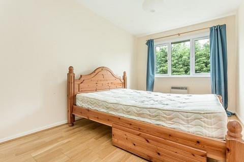 2 bedroom apartment for sale, Kipling Drive, London SW19