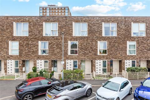 25 Althorne Way, Dagenham, RM10 7FT