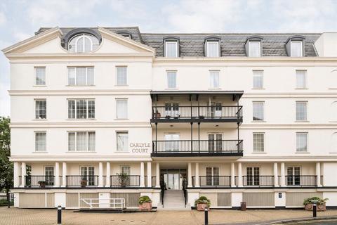 2 bedroom flat to rent, Carlyle Court, London SW10