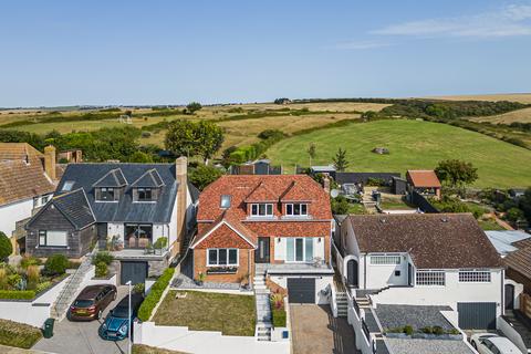 4 bedroom detached house for sale, Wivelsfield Road, Saltdean, Brighton, East Sussex, BN2