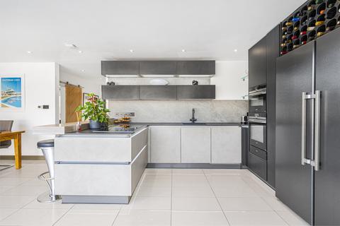 4 bedroom detached house for sale, Wivelsfield Road, Saltdean, Brighton, East Sussex, BN2