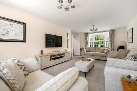 5 bedroom detached house for sale, Penson Gardens, Bingham