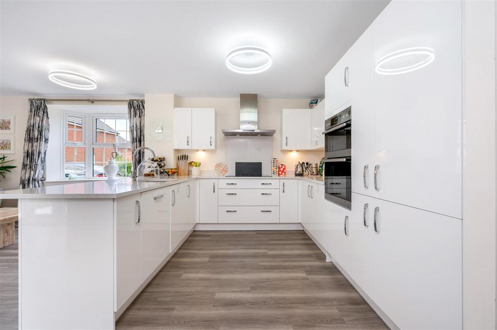 16 Penson Gardens WEB PH-48.jpg