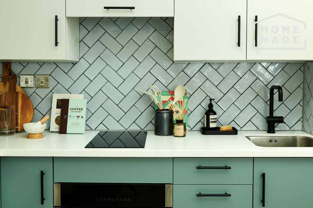 F26cf216b5ca56ef0be6a6e771c0