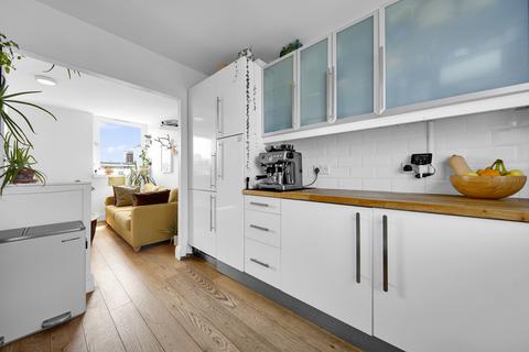 1 bedroom apartment for sale, Holman House, Roman Road, London, E2