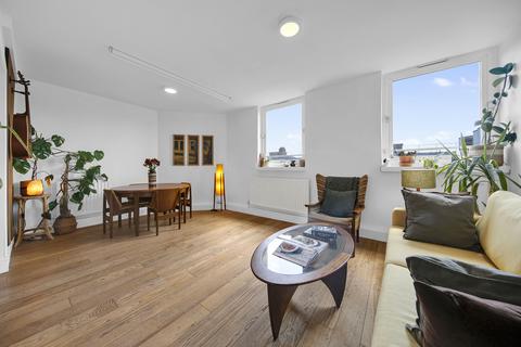 1 bedroom apartment for sale, Holman House, Roman Road, London, E2