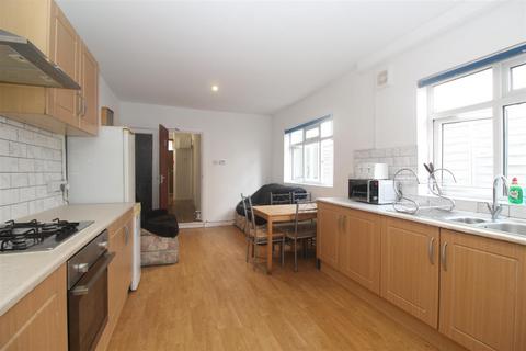 1 bedroom house to rent, North Road, Cardiff CF10