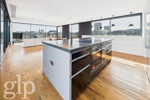 2 bedroom penthouse to rent, Dean Street, London, Greater London, Soho, W1D