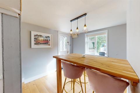 undefined, Crown Street, Ryhall
