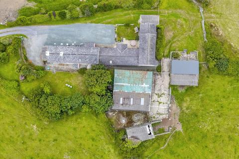 undefined, Bryn Farm & Erw'r Wennol, Caergeiliog, Anglesey, LL65 3NL.