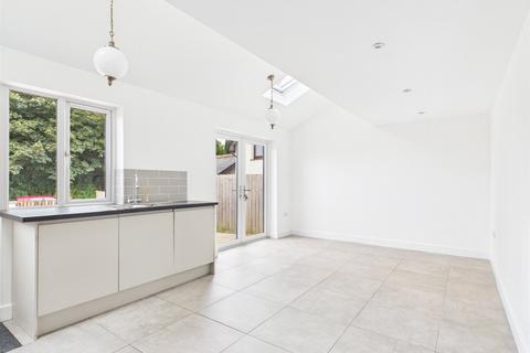 3 bedroom detached house for sale, Fore Street, Torrington EX38