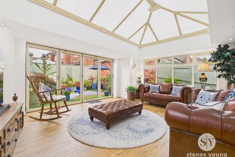 10 Barrow Brook Close, Barrow, Clitheroe, BB7 9UN