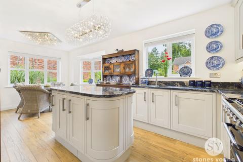 10 Barrow Brook Close, Barrow, Clitheroe, BB7 9UN