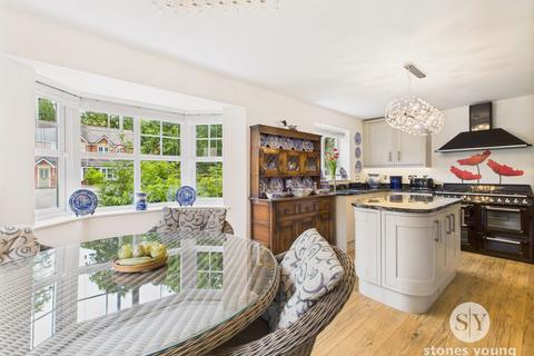 10 Barrow Brook Close, Barrow, Clitheroe, BB7 9UN