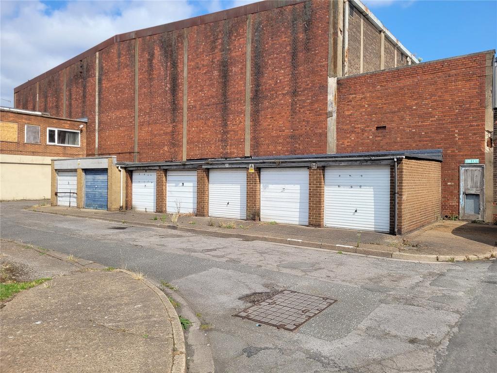 Garage Block