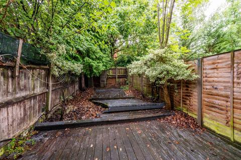 2 bedroom end of terrace house for sale, Abbeyfields Close, West Twyford, London, NW10
